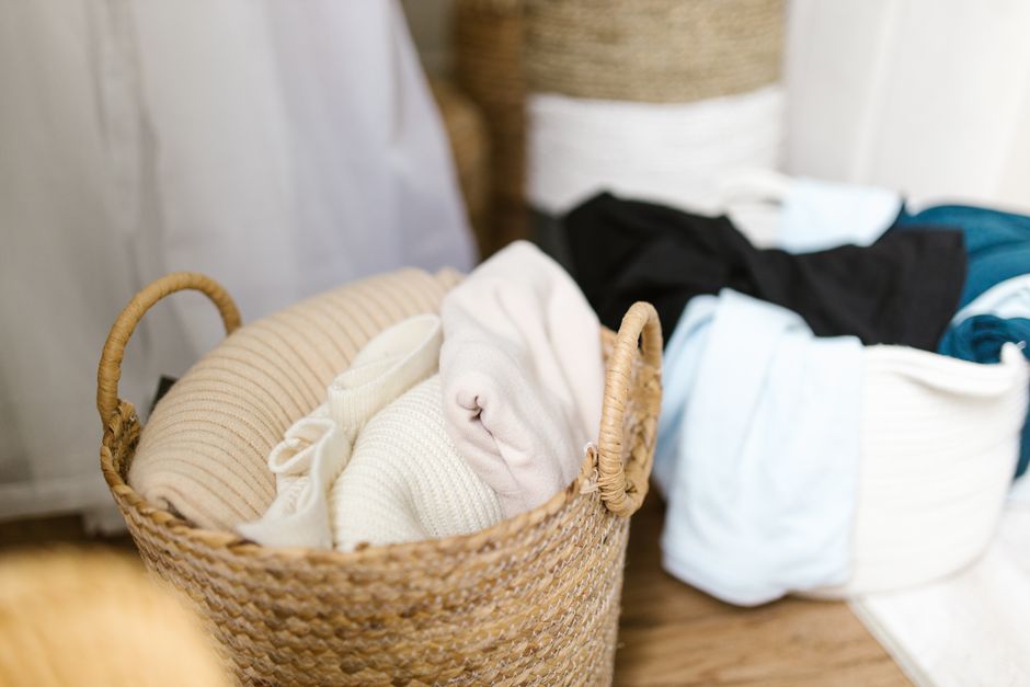Dicas para cuidar das roupas e economizar tempo na lavagem: guia prático e eficiente