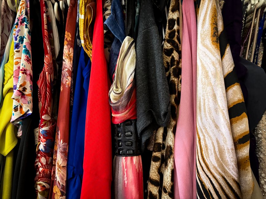 Dicas para usar roupas sustentáveis no dia a dia: Guia completo 2026