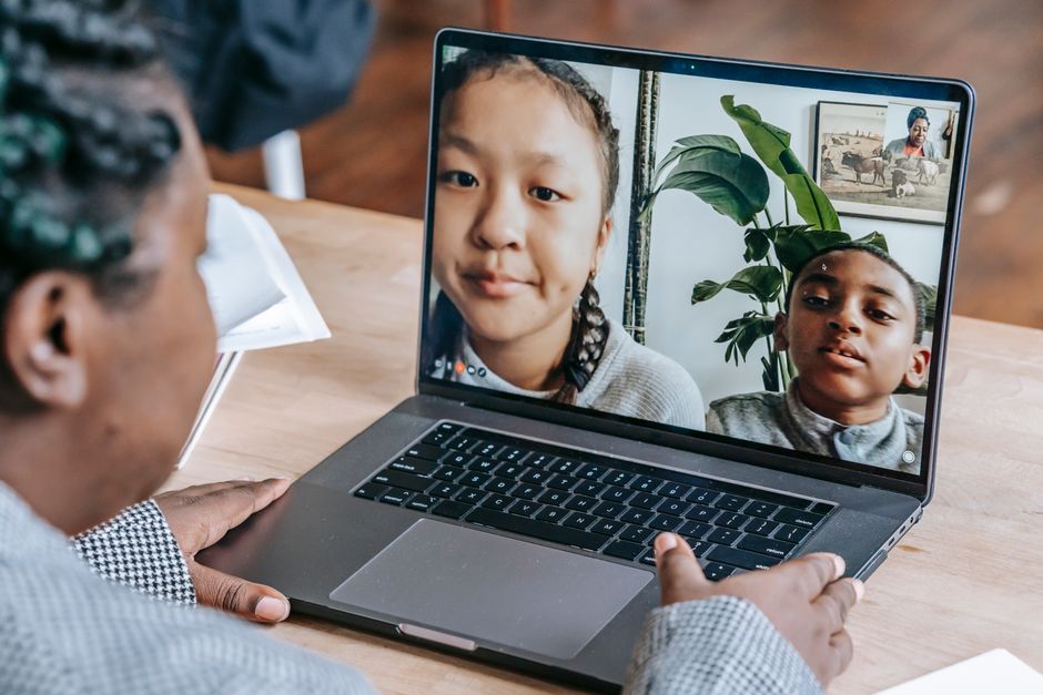 Melhores Cursos Online para Educação em 2026: Guia Completo para Educadores