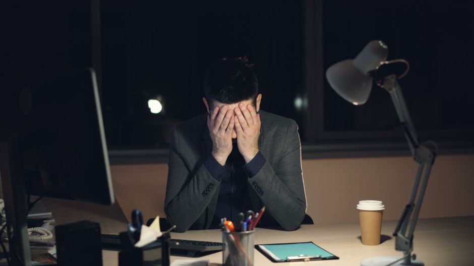 Como cuidar da saúde mental no trabalho: guia completo para 2026