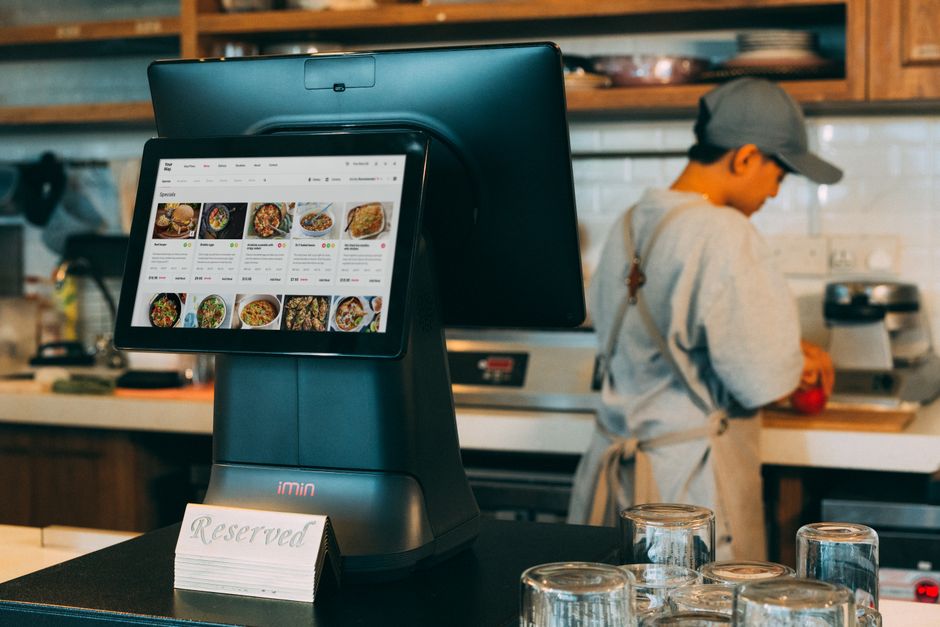 Como Novidades Funcionam em Restaurantes: Guia Completo para Inovar em 2026