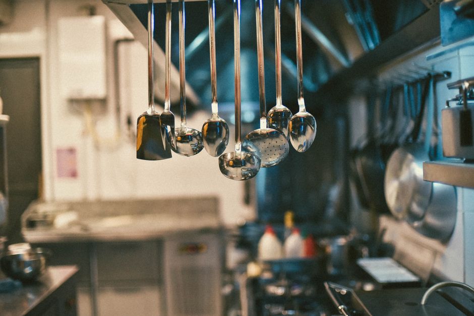 Melhores Equipamentos para Cozinha Industrial em 2026: Guia Completo para Sua Cozinha Profissional