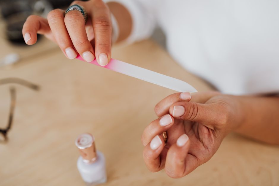 Dicas para cuidar das unhas e evitar infecções em 2026: Guia completo