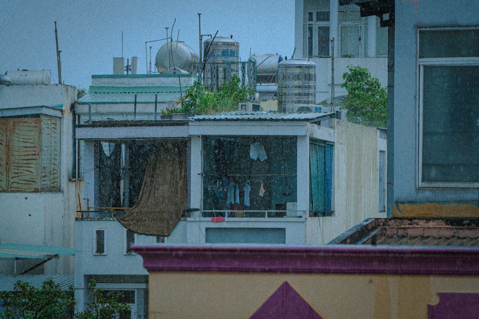 Dicas para cuidar das roupas em dias de chuva: guia completo para 2026