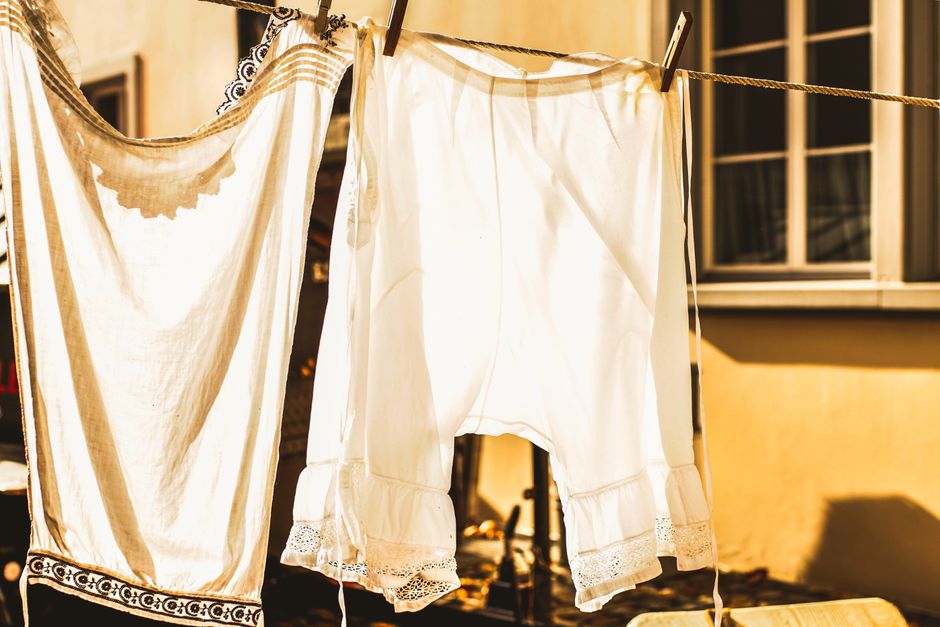 Como limpar roupas delicadas em casa: guia completo e dicas 2026