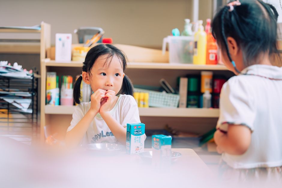 Dicas de Alimentação Saudável para Estudantes: Guia Completo para 2026