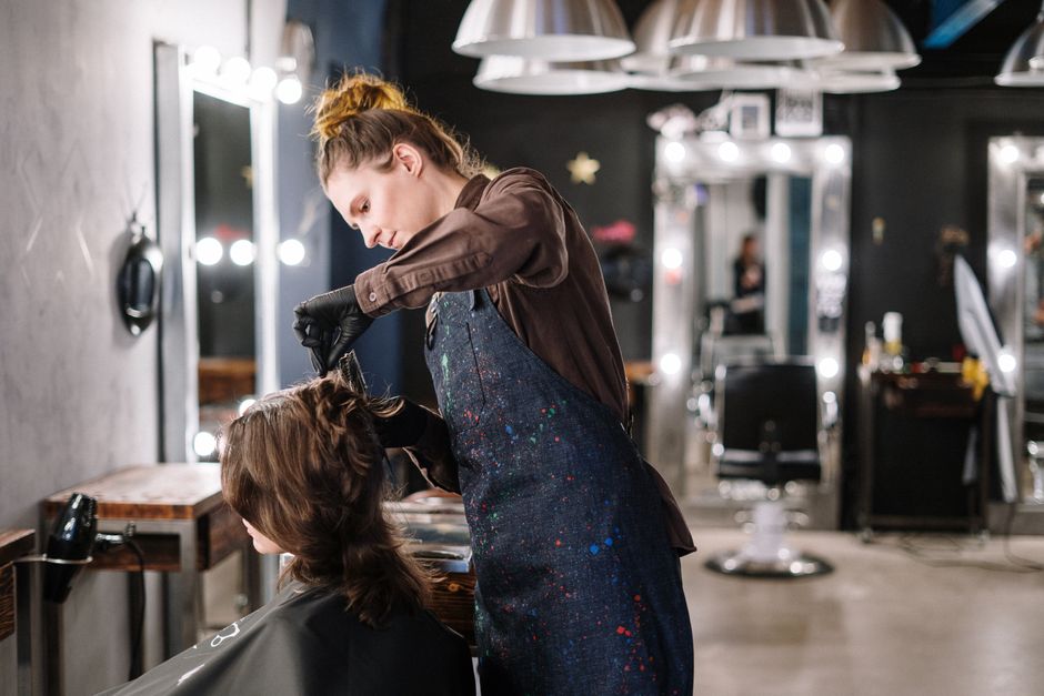 Como montar um negócio de estética e beleza em 2026: guia completo para empreender com sucesso