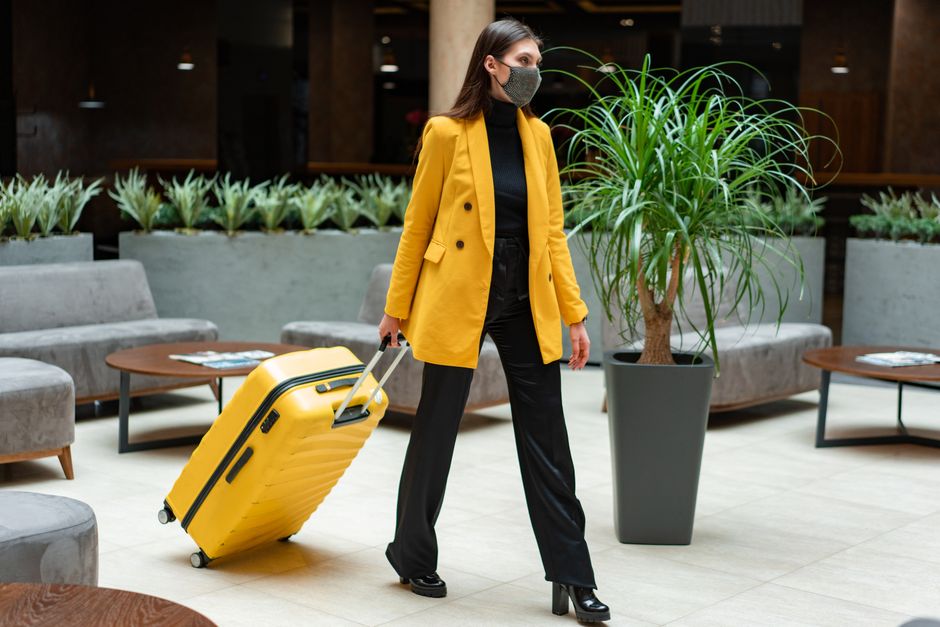 Dicas de Looks para Viajar com Estilo em 2026: Guia Completo para Arrasar