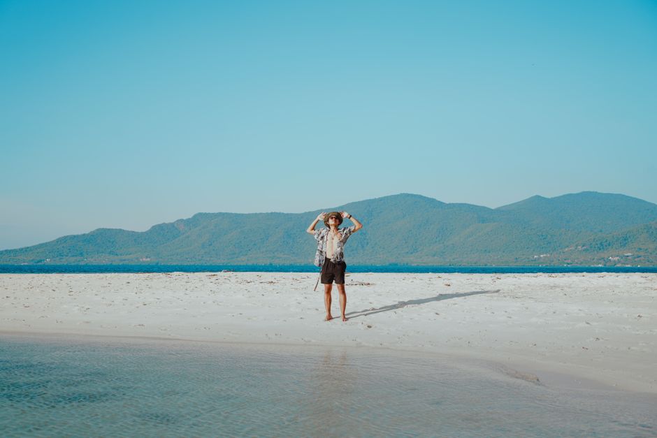 Dicas de Looks para Viajar para a Praia em 2026: Guia Completo para Arrasar