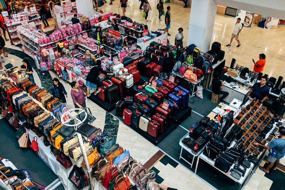 Dicas para montar uma loja virtual de produtos para viagem em 2026: guia completo