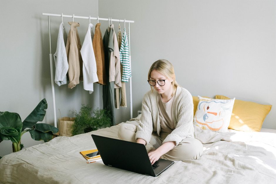 Dicas de Looks Confortáveis para Trabalhar em Home Office em 2026