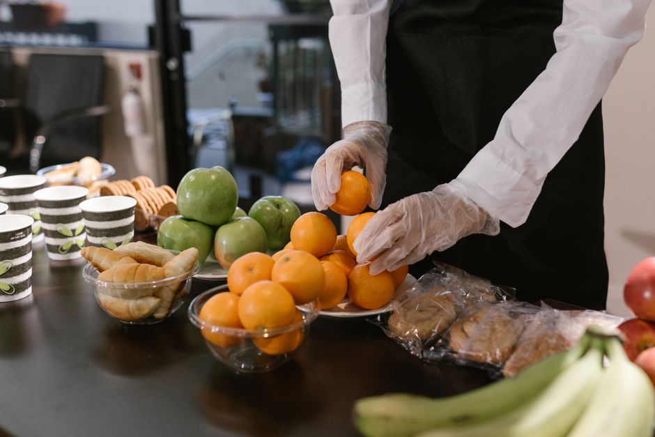 Dicas para Organizar Eventos Corporativos com Buffet: Guia Completo 2026