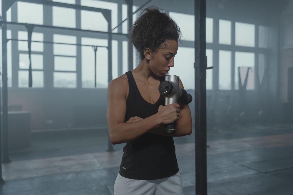 Como Tratar Dor Muscular Após Treino: Guia Completo 2026