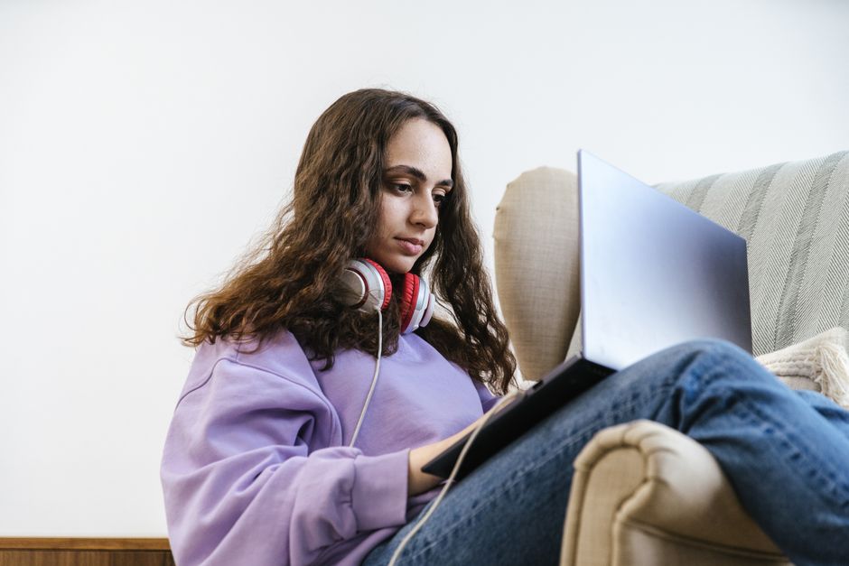 Como conciliar estudos e entretenimento online em 2026: guia completo para equilíbrio e produtividade