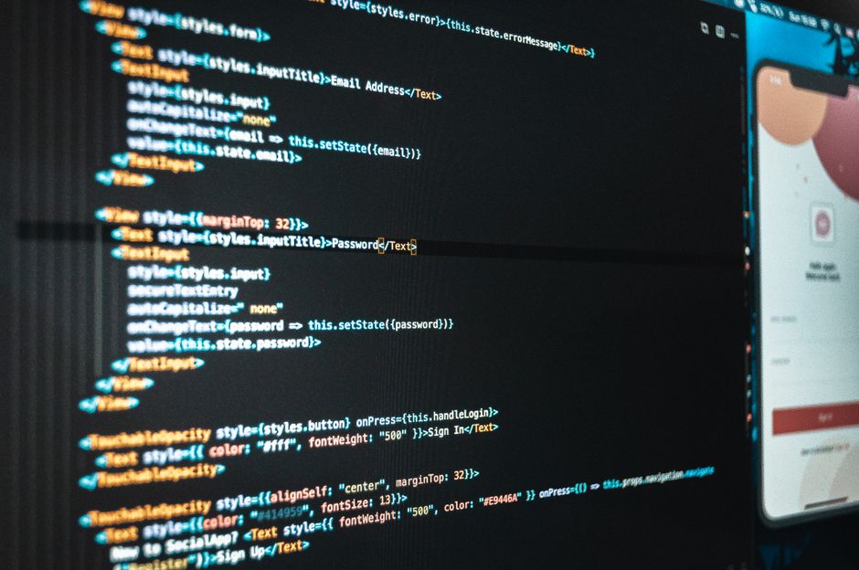 Imagem de uma tela de computador exibindo código de programação, simbolizando desenvolvimento de software ou tecnologia.