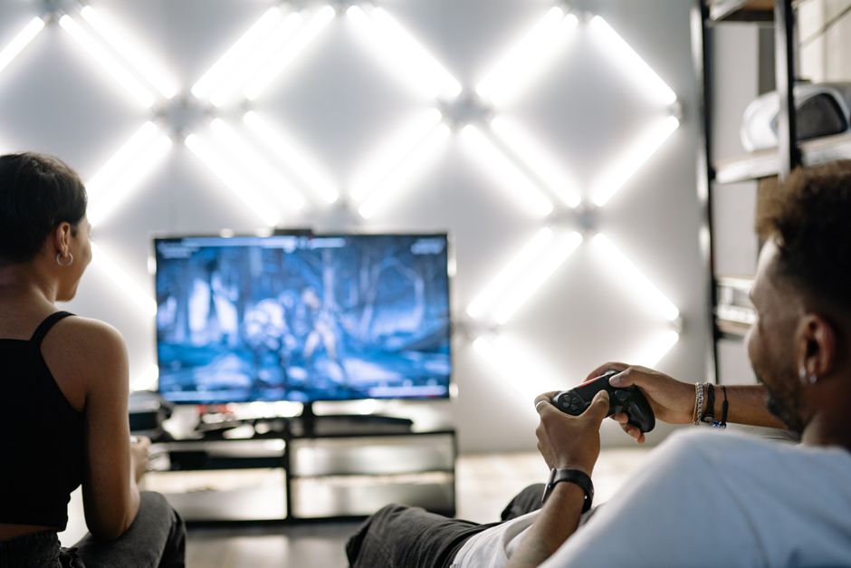 Melhores TVs para jogos em 2026: guia completo para gamers exigentes