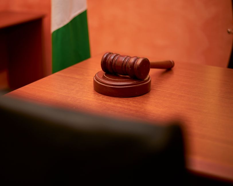 Como escolher um curso de direito criminal em 2026: guia completo para a melhor decisão