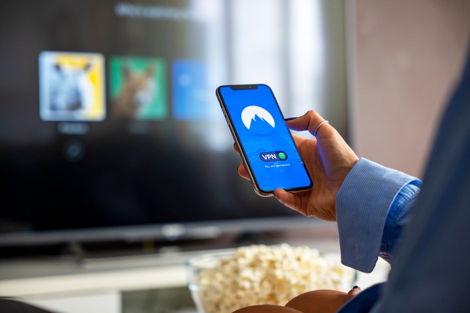 Como acessar plataformas de streaming com segurança em 2026: Guia completo