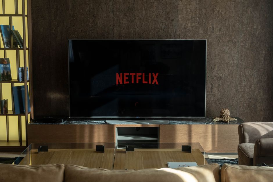 Como escolher um projetor para home theater em 2026: guia completo e dicas essenciais