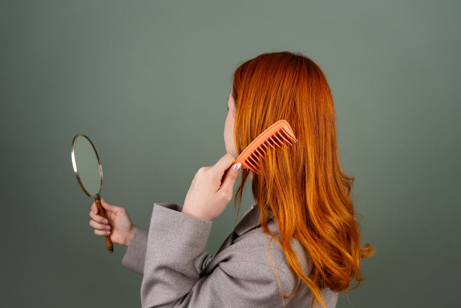 Dicas para cuidar do cabelo durante viagens: guia completo para 2026
