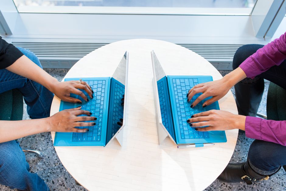 Como usar plataformas digitais para empreender em 2026: guia completo para começar