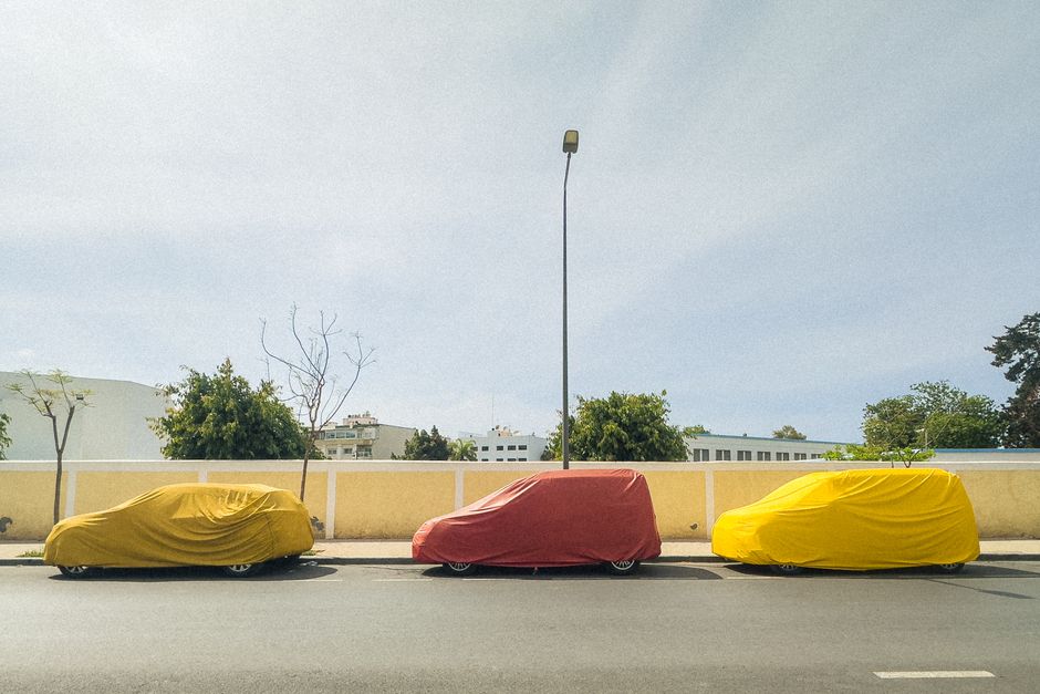 Como escolher a melhor cobertura para carros em 2026: Guia completo