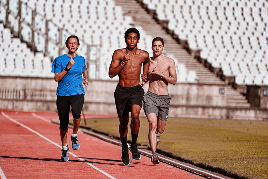 Dicas para Melhorar o Desempenho na Corrida em 2026: Guia Completo e Atualizado