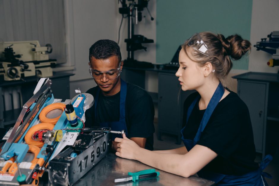 Dicas de Estudo para Estudantes de Engenharia Elétrica em 2026: Guia Completo para Sucesso Acadêmico