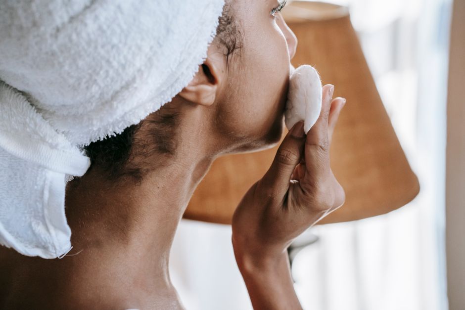 Melhores Produtos de Beleza Naturais para Pele Sensível em 2026: Guia Completo