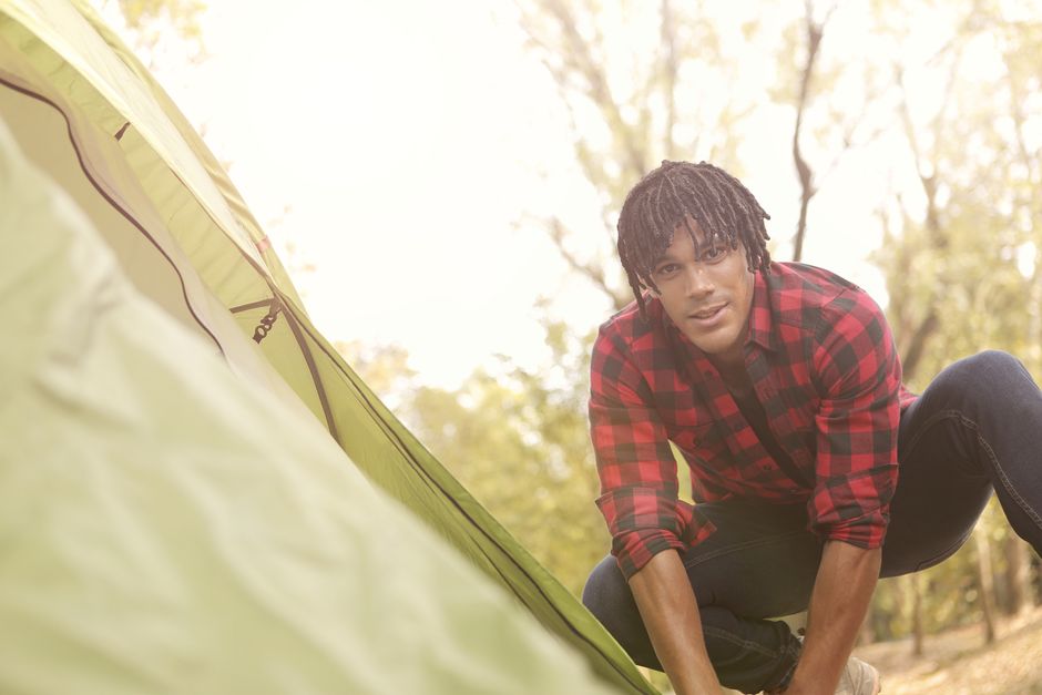 Dicas de Looks para Acampar com Estilo em 2026: Guia Completo para Aventureiros
