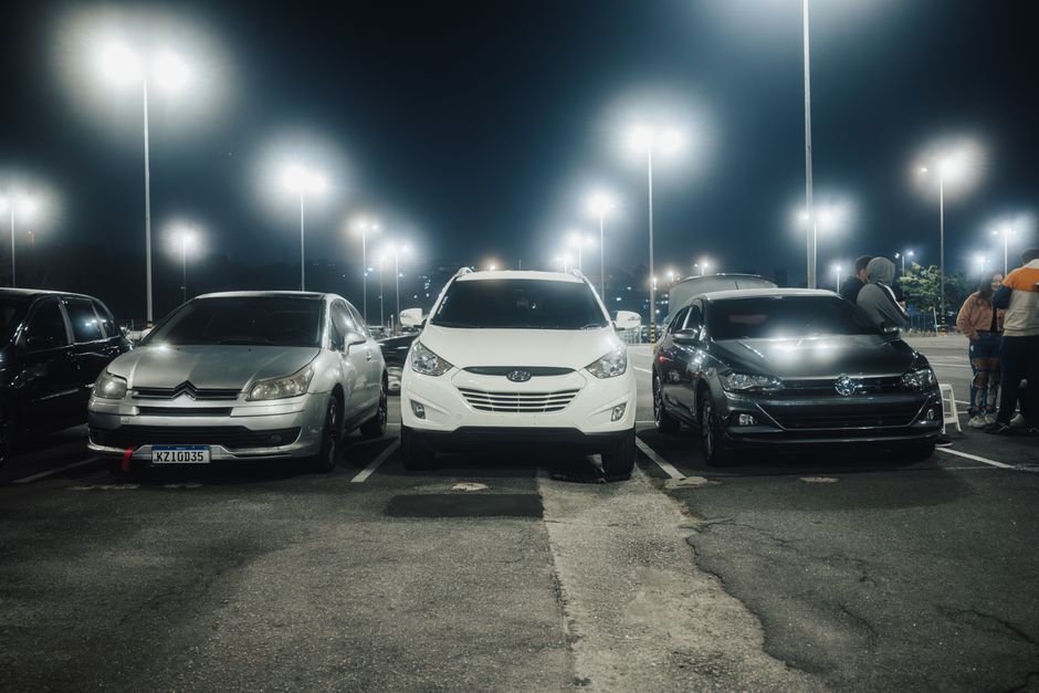 Dicas para melhorar a iluminação do carro em 2026: Guia completo para faróis LED e mais