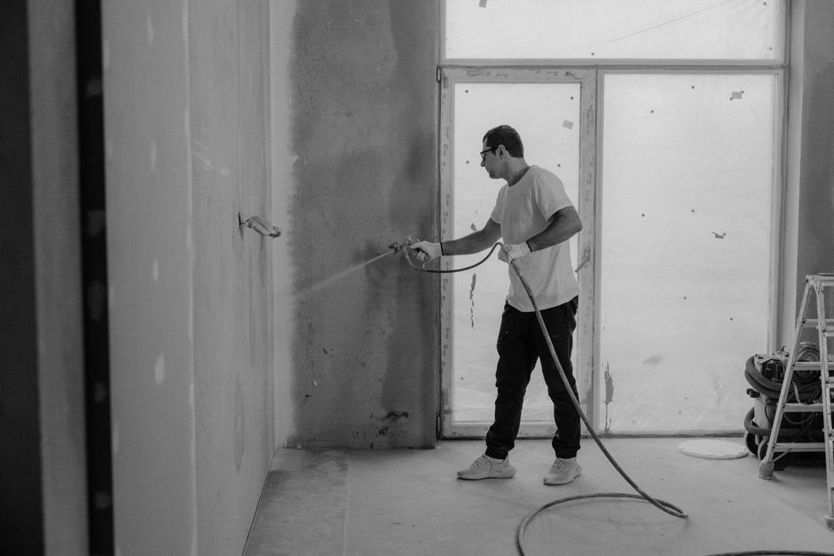 Dicas para escolher pintura profissional para sua obra em 2026: Guia completo