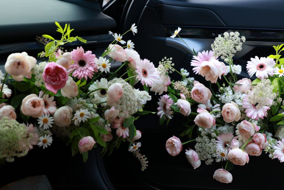 Dicas de Decoração para Carros com Flores Naturais: Guia Completo 2026