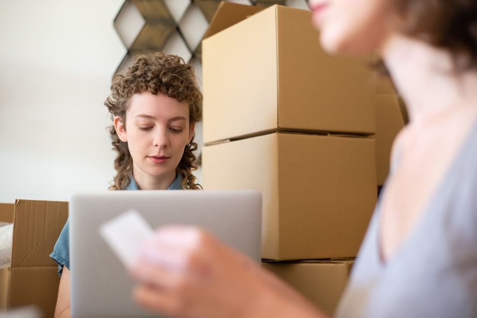 Como escolher o melhor reservatório para sua loja online em 2026: Guia completo