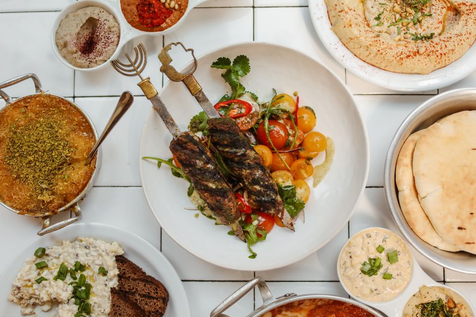 Dicas de alimentação saudável em restaurantes árabes: guia completo 2026