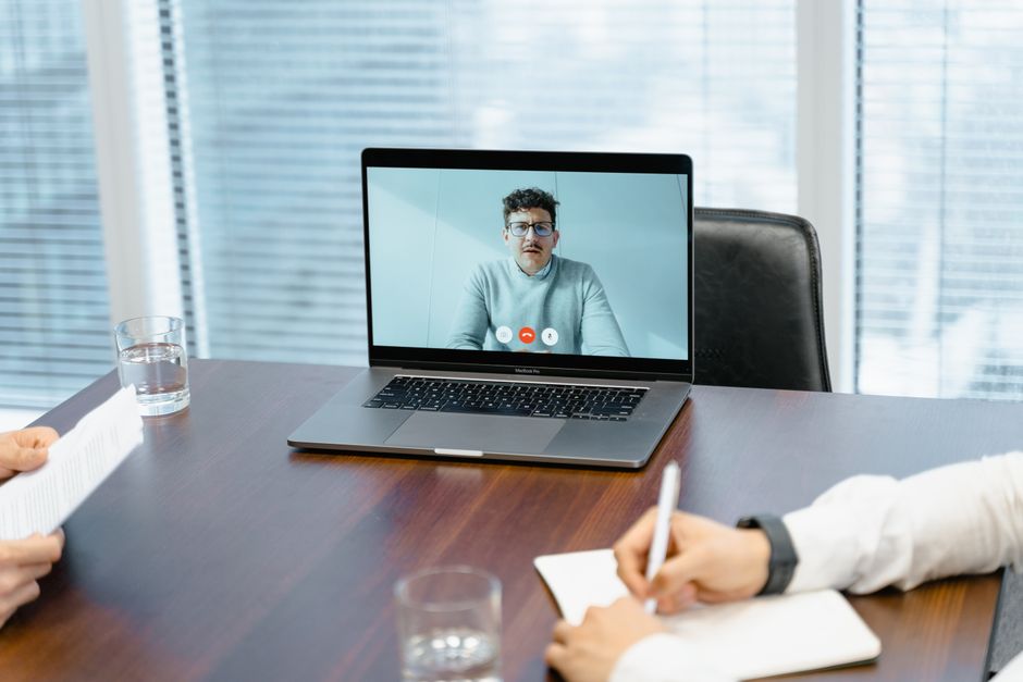 Melhores Cursos Online para Liderança em 2026: Guia Completo para Desenvolver suas Habilidades