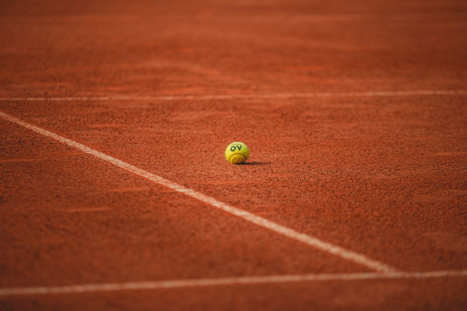 Dicas para manter a quadra de esportes sem vazamentos em 2026: Guia completo