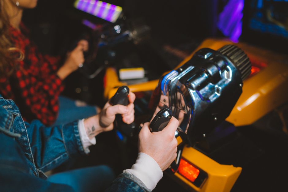 Dicas para evitar vazamentos em equipamentos de jogos arcade: guia completo 2026