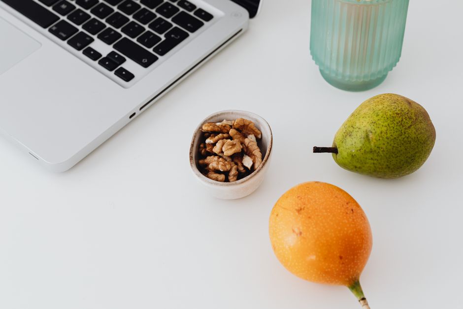 Melhores cadeiras para home office e alimentação saudável em 2026: conforto e bem-estar integrados