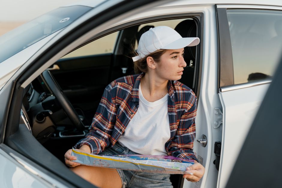 Dicas para Aliviar Dores Após Longas Viagens de Carro em 2026: Guia Completo