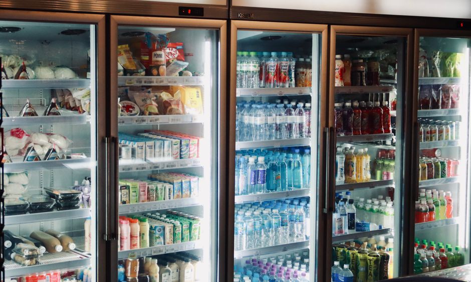 Como escolher o melhor sistema de refrigeração para empresas em 2026: guia completo