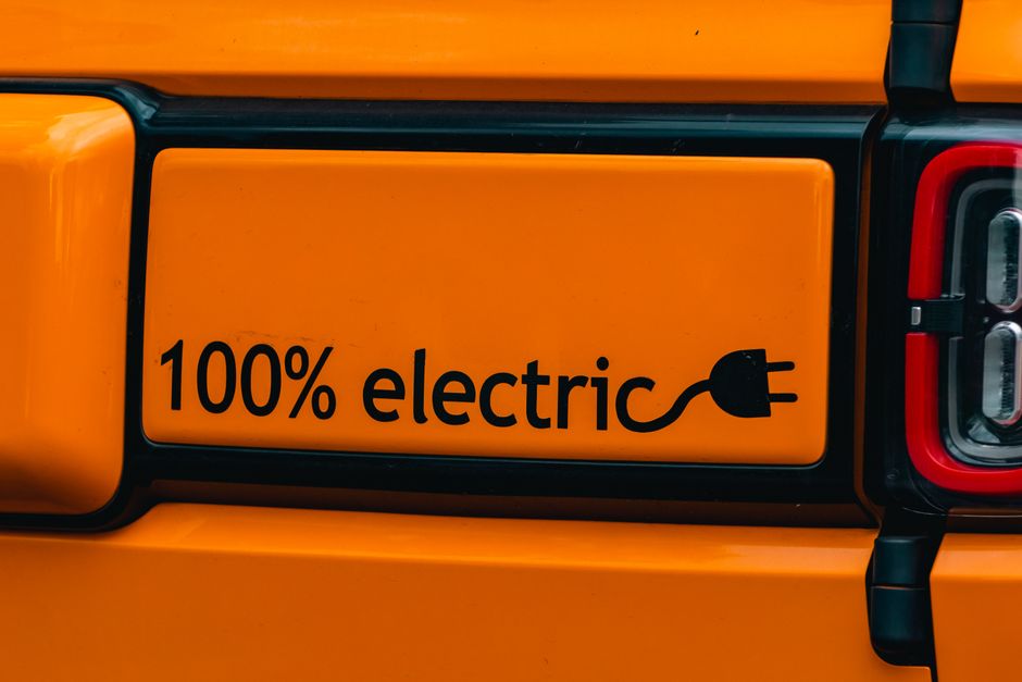 Dicas de Marketing para Empresas de Carros Elétricos: Estratégias Essenciais para 2026