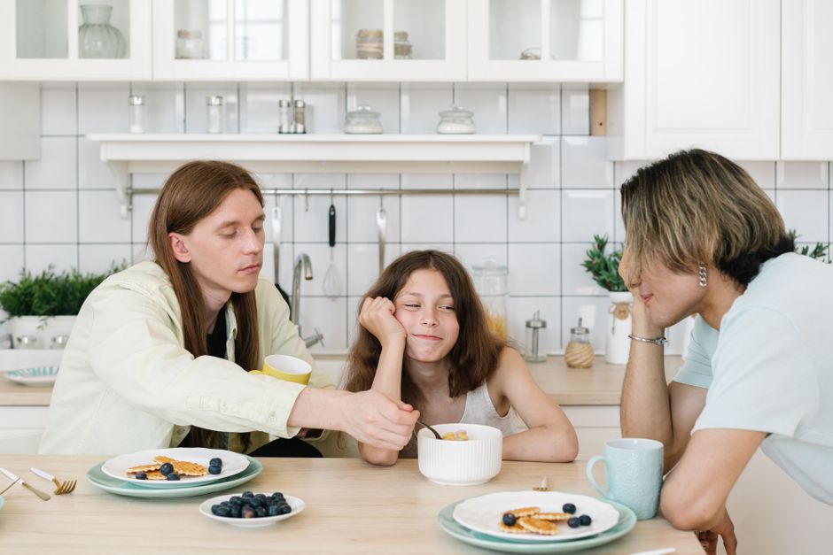 Dicas para manter a saúde mental durante jantares em família em 2026