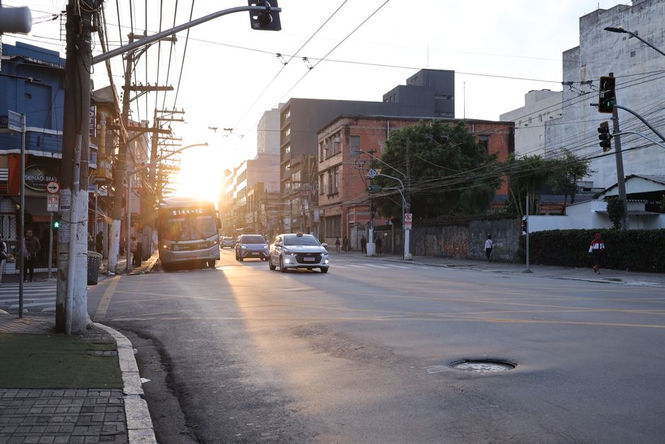 Melhores dicas para usar carros elétricos em cidades brasileiras em 2026
