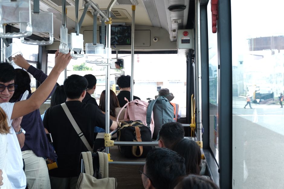 Dicas para estudantes economizarem no transporte até a faculdade em 2026