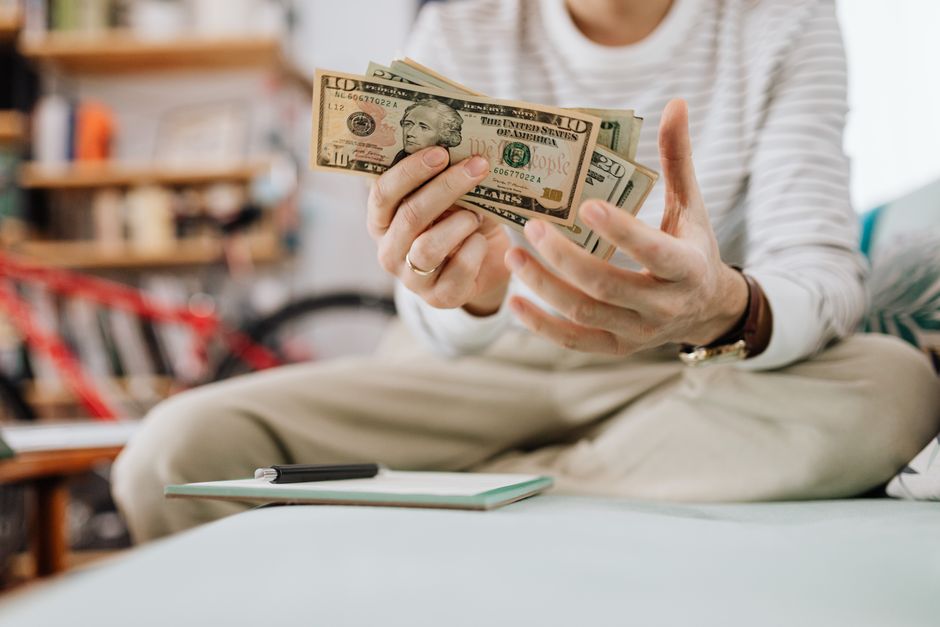 Como organizar as finanças para pagar um curso em 2026: guia completo