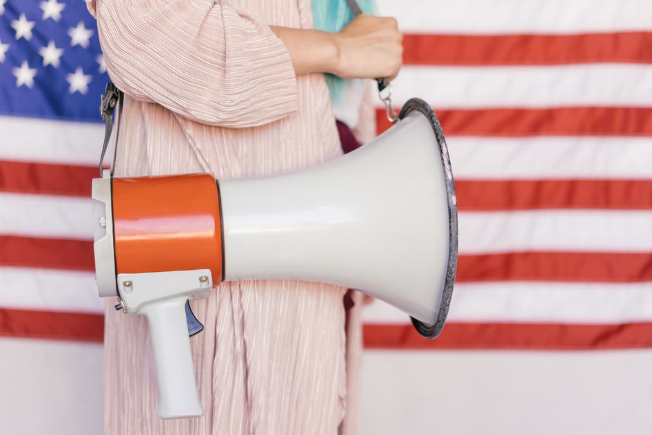Dicas de Moda para Eventos Políticos e Sociais: Guia Completo 2026