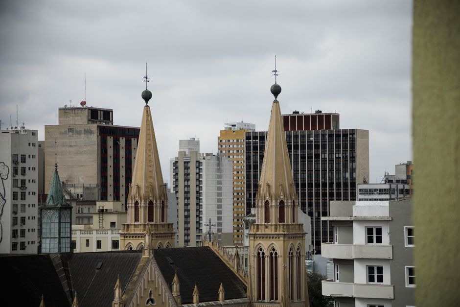 Dicas para explorar a arquitetura de Curitiba em 2026: roteiro e principais obras