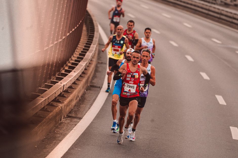 Dicas para Melhorar o Desempenho na Meia Maratona em 2026: Guia Completo