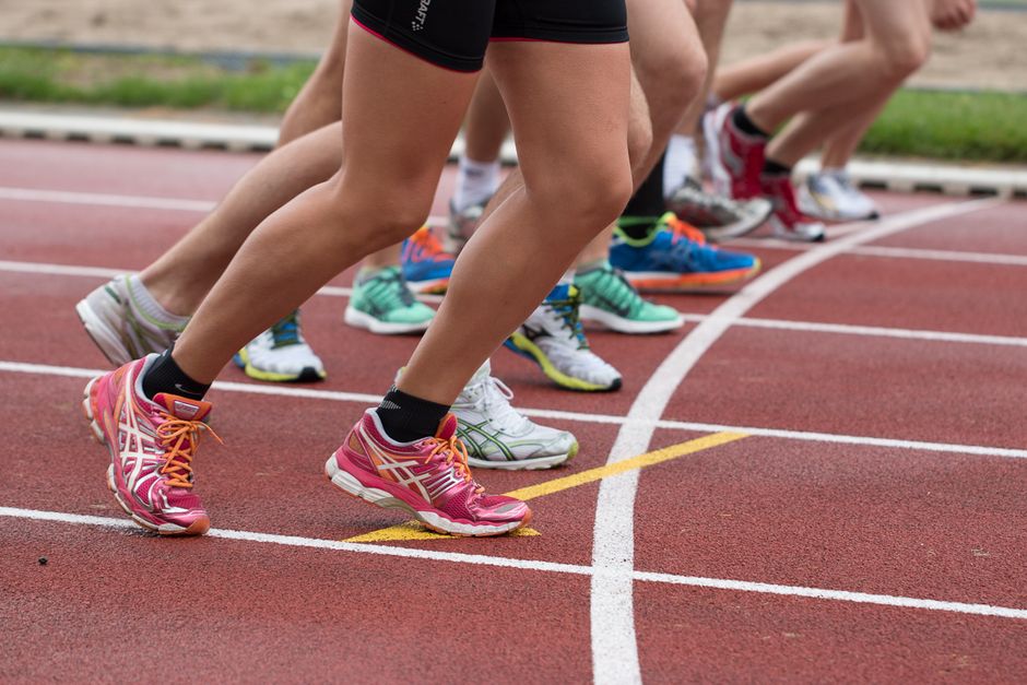 Dicas para manter a casa em ordem durante a preparação para maratonas em 2026